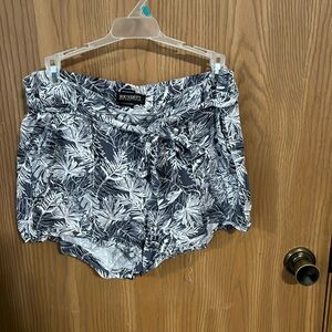 Floral Blue Tie in Front Shorts